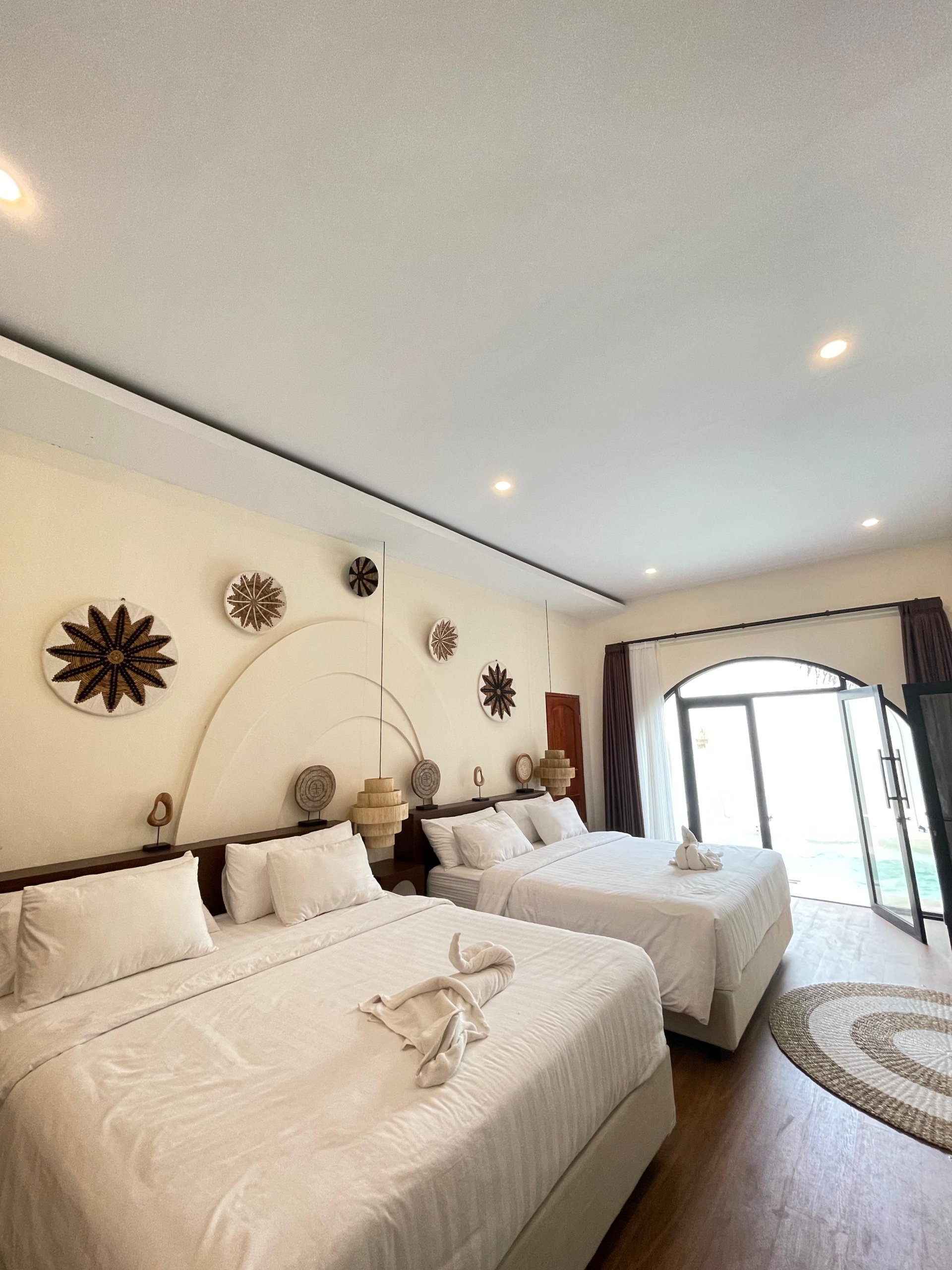 TULIP SUITE
